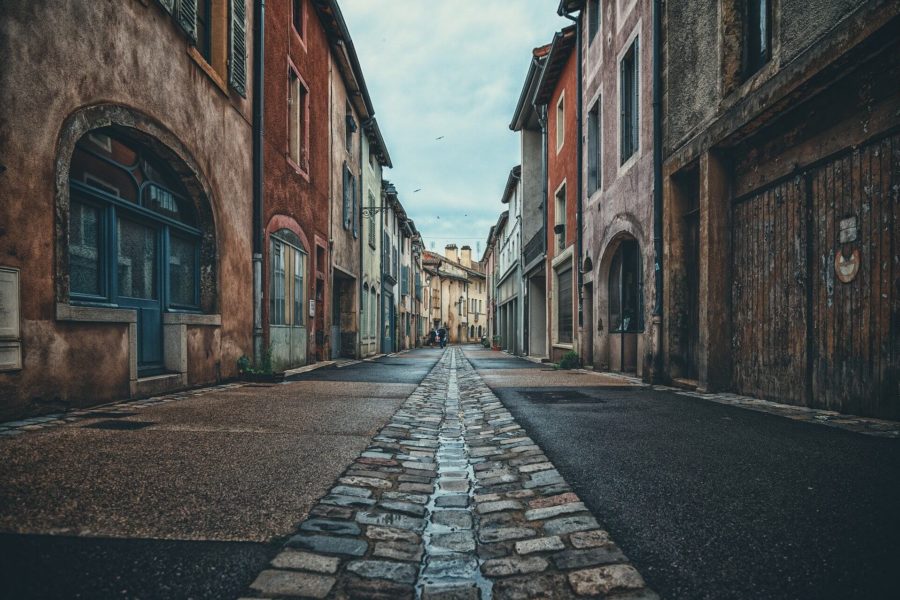 are-older-homes-properties-harder-sell-uk
